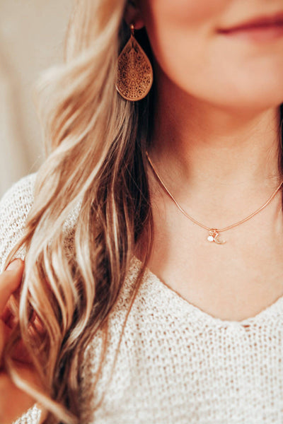 Hepburn Pearl Pendant with Cross Layering Necklace: Cross