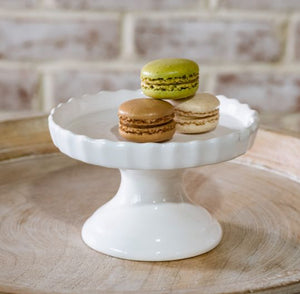Small WHITE SCALLOPPED PEDESTAL