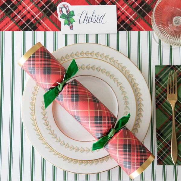 RED PLAID CRACKERS