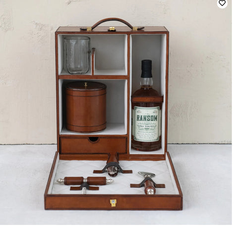 LEATHER TRAVEL BAR