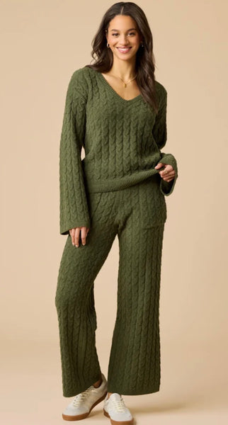 Green Vneck Marshmallow Set
