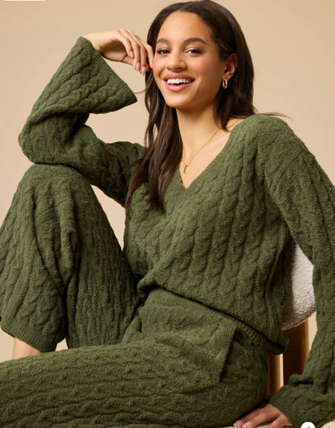 Green Vneck Marshmallow Set