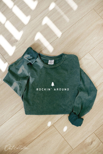 ROCKIN' AROUND Mineral Washed Long Sleeve Graphic Top: FOREST / L
