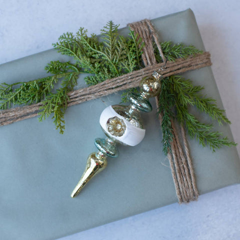 *7.5" WHITE, GOLD & BLUE FINIAL ORNAMENT MARTHA