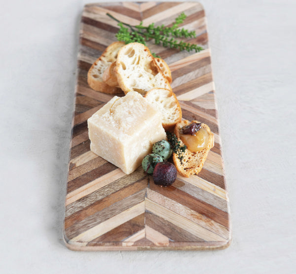 *Wood Cheese/Cutting Board with Chevron Pattern